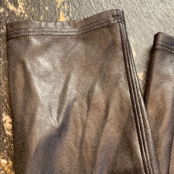 Spanx Black Faux Leather Leggings NWT Large - Picture 7 of 8